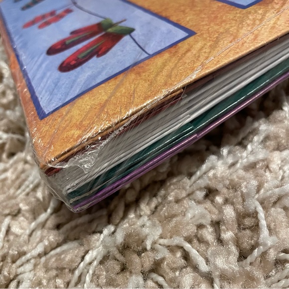 ⭐️FWP Shirt-Sized Gift Boxes in Holiday Motifs - 2 NEW packs of 4 boxes - Picture 4 of 6